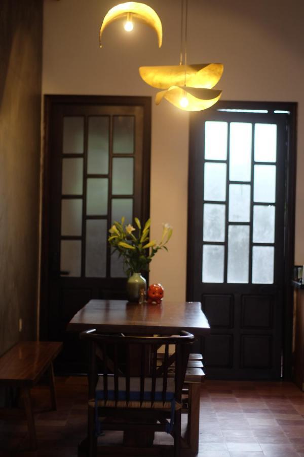 La Sen_Thu An_Phong Don Co Cua So Nhin Ra Ban Cong Apartment Thon An Hoa ภายนอก รูปภาพ